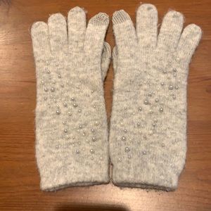 Anthropologie grey beaded gloves
